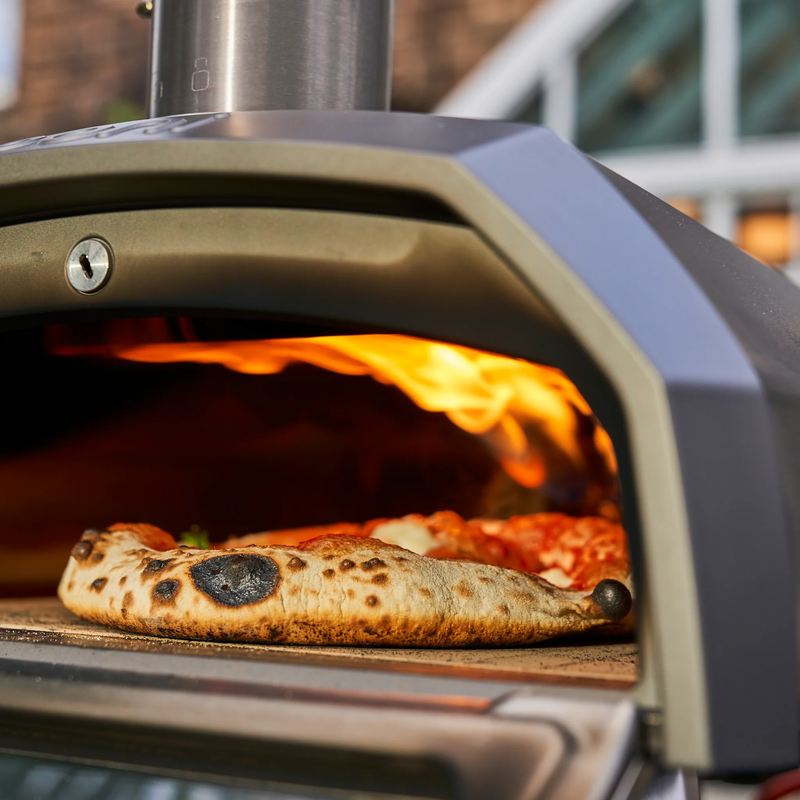 OONI KARU 12G Multi-Fuel Pizza Oven - UU-P25100 - New Arrrival